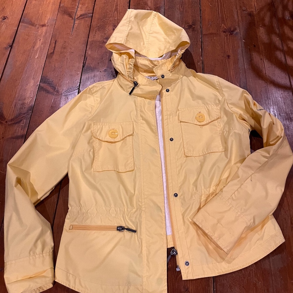 Rain jacket